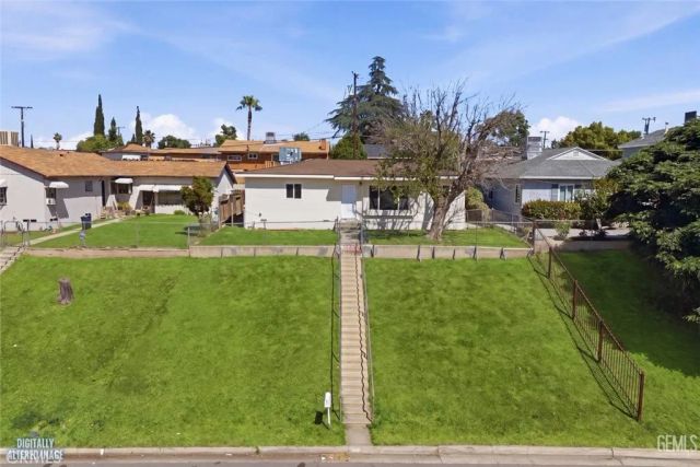 3017 River Boulevard, Bakersfield, CA 93305