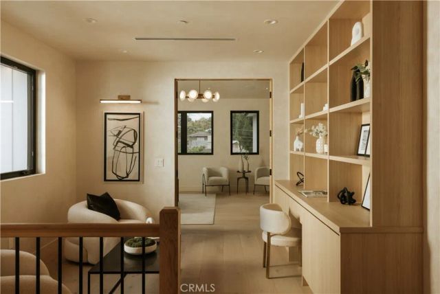 4275 Murietta Avenue, Sherman Oaks, CA 91423