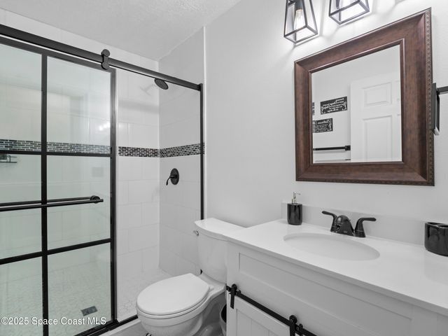 860 Tupelo Road SW, Palm Bay, FL 32908