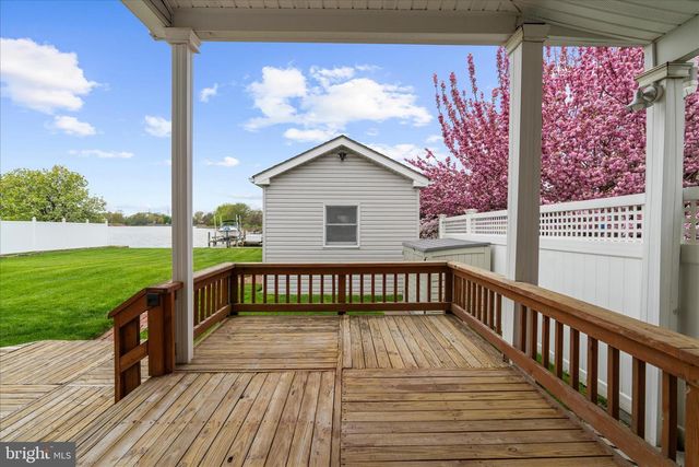 8209 PEACH ORCHARD RD, Baltimore, MD 21222