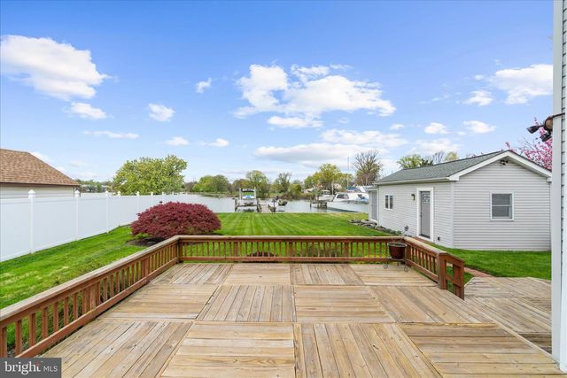 8209 PEACH ORCHARD RD, Baltimore, MD 21222