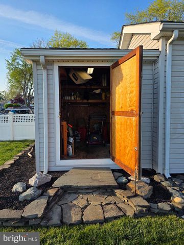 8209 PEACH ORCHARD RD, Baltimore, MD 21222