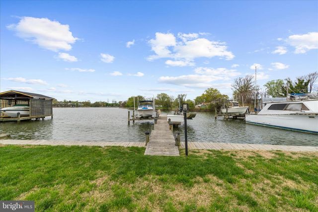 8209 PEACH ORCHARD RD, Baltimore, MD 21222