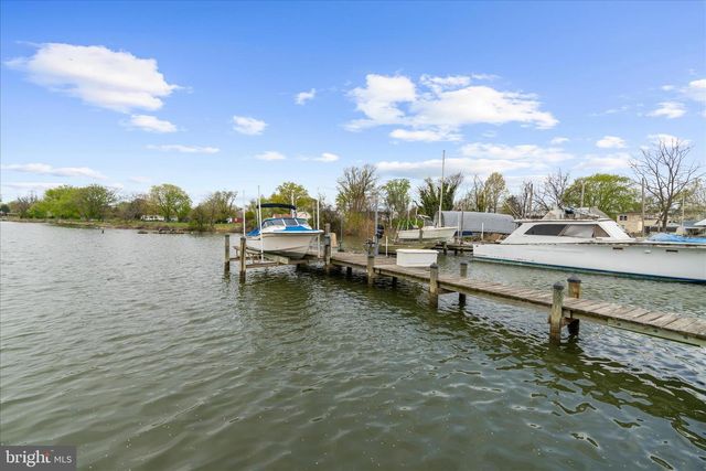 8209 PEACH ORCHARD RD, Baltimore, MD 21222