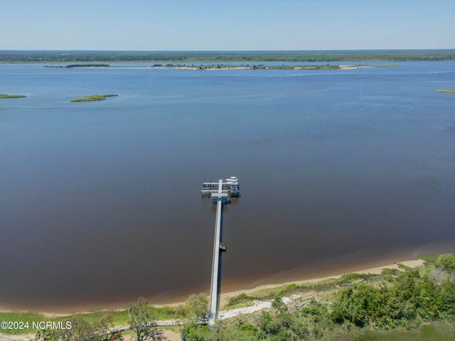 109 Island Bridge Way, Wilmington, NC 28412