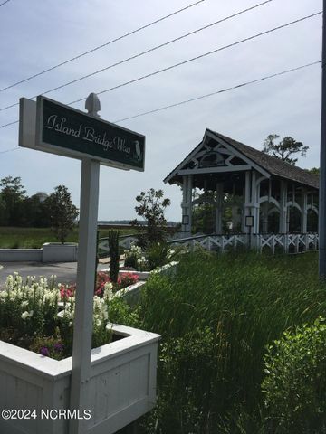 109 Island Bridge Way, Wilmington, NC 28412