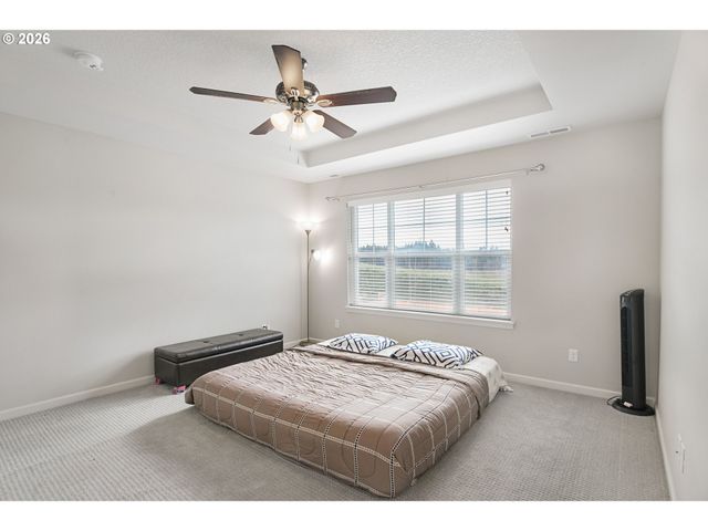 6826 Se CRIMSON Ln, Hillsboro, OR 97123