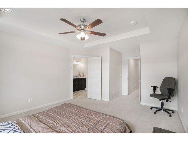 6826 Se CRIMSON Ln, Hillsboro, OR 97123