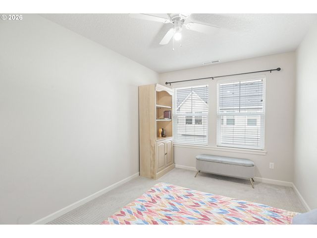 6826 Se CRIMSON Ln, Hillsboro, OR 97123