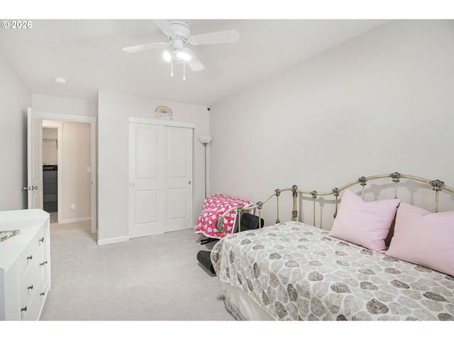 6826 Se CRIMSON Ln, Hillsboro, OR 97123