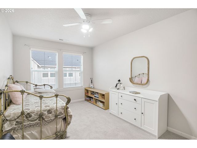 6826 Se CRIMSON Ln, Hillsboro, OR 97123