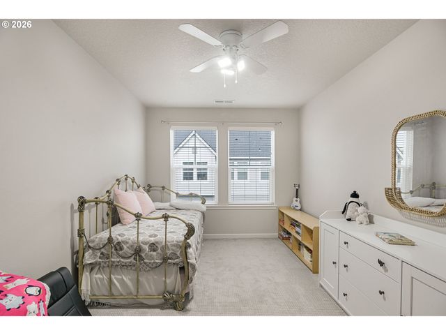 6826 Se CRIMSON Ln, Hillsboro, OR 97123