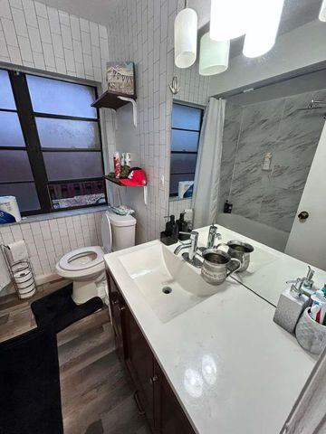 9711 NW 33rd Street, Sunrise, FL 33351