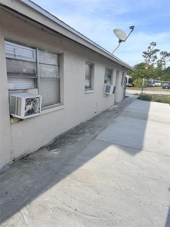 5620/5622 Eighth AVE, FORT MYERS, FL 33907 — exterior