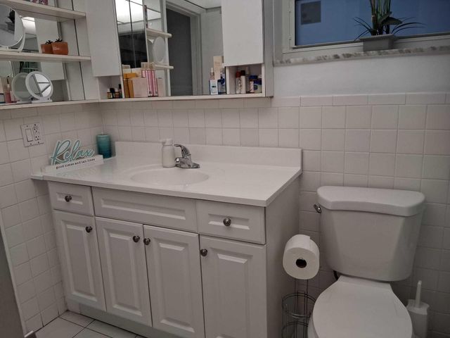 329 SE 3rd Street 302s, Hallandale Beach, FL 33009