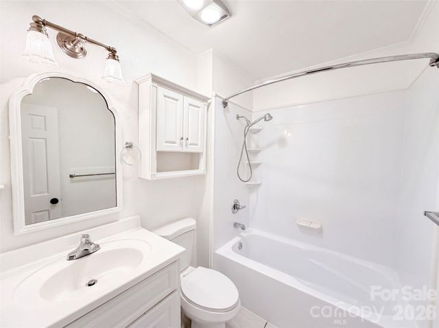 4600 Carving Tree Drive, Charlotte, NC 28227
