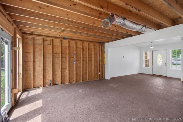 56 Plum Tree Lane, Salina, OK 74365