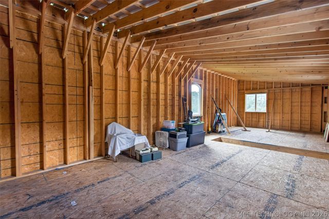 56 Plum Tree Lane, Salina, OK 74365