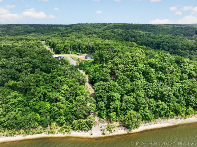 56 Plum Tree Lane, Salina, OK 74365