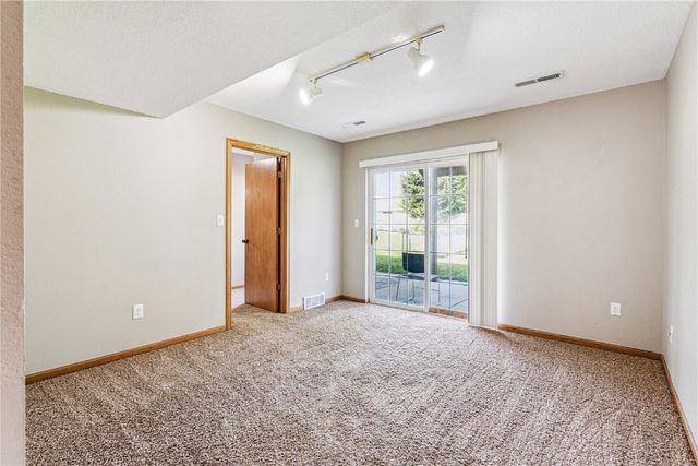 667 Andy Court, North Liberty, IA 52317