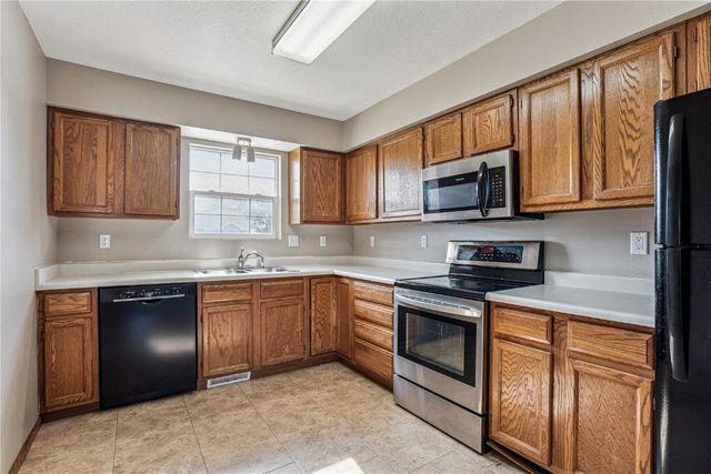 667 Andy Court, North Liberty, IA 52317