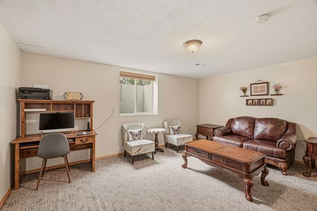 1508 E Sharpsburg Ave, Spokane, WA 99217