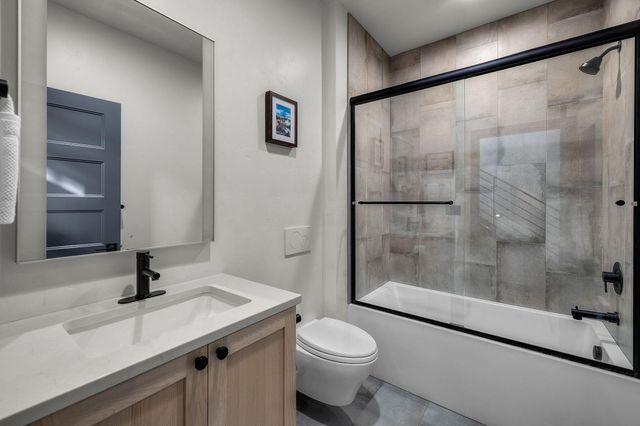 934 NW Quincy Avenue, Bend, OR 97703