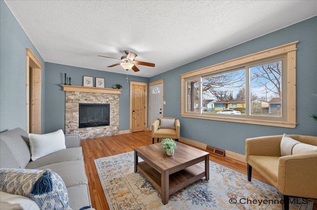 2617 E 10TH ST, Cheyenne, WY 82007