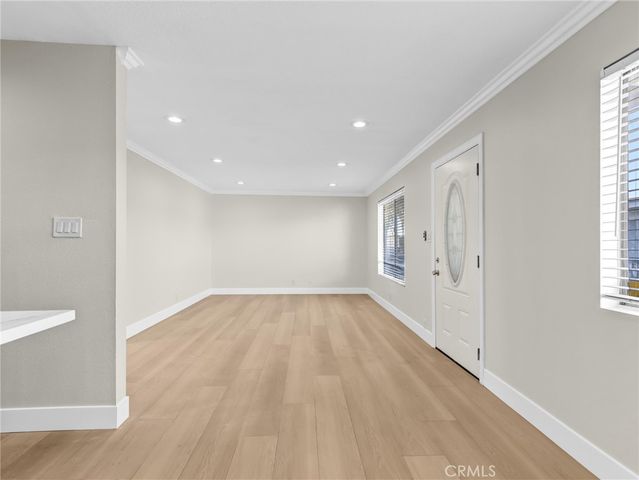 5530 Ackerfield Avenue 210, Long Beach, CA 90805