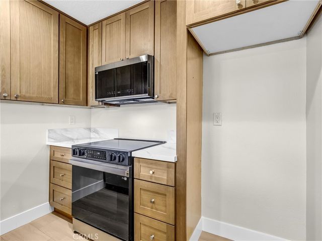 5530 Ackerfield Avenue 210, Long Beach, CA 90805