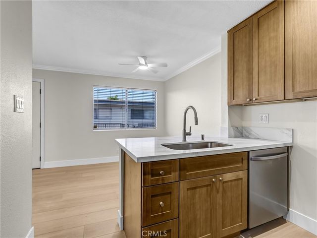 5530 Ackerfield Avenue 210, Long Beach, CA 90805