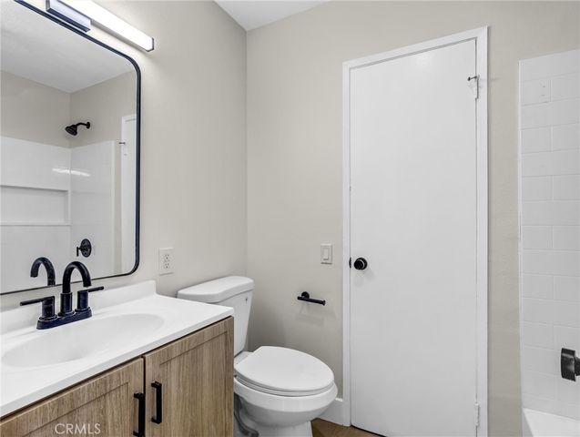 5530 Ackerfield Avenue 210, Long Beach, CA 90805
