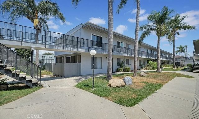 5530 Ackerfield Avenue 210, Long Beach, CA 90805