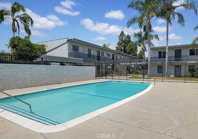 5530 Ackerfield Avenue 210, Long Beach, CA 90805