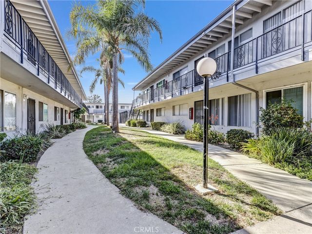 5530 Ackerfield Avenue 210, Long Beach, CA 90805