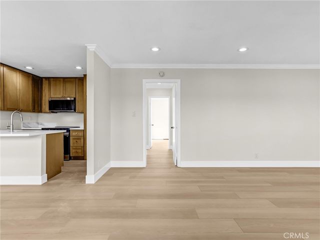 5530 Ackerfield Avenue 210, Long Beach, CA 90805