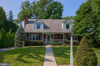 1306 HILLCREST RD, Lancaster, PA 17603
