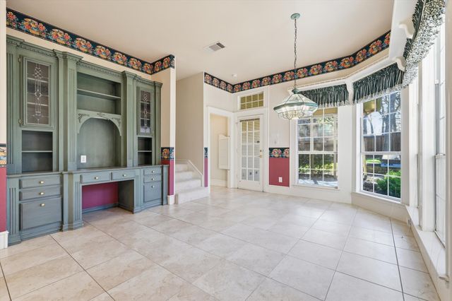 2822 Timber Crest Lane, Highland Village, TX 75077