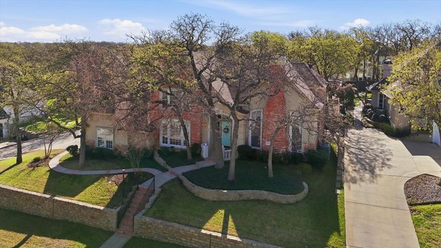 2822 Timber Crest Lane, Highland Village, TX 75077