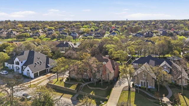 2822 Timber Crest Lane, Highland Village, TX 75077