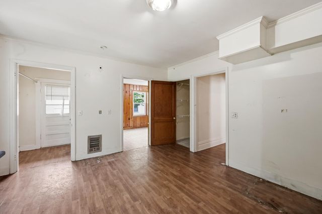 1215 High Street, Paris, KY 40361