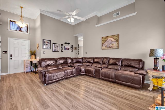 745 FOREST LAKES DRIVE, Sterrett, AL 35147