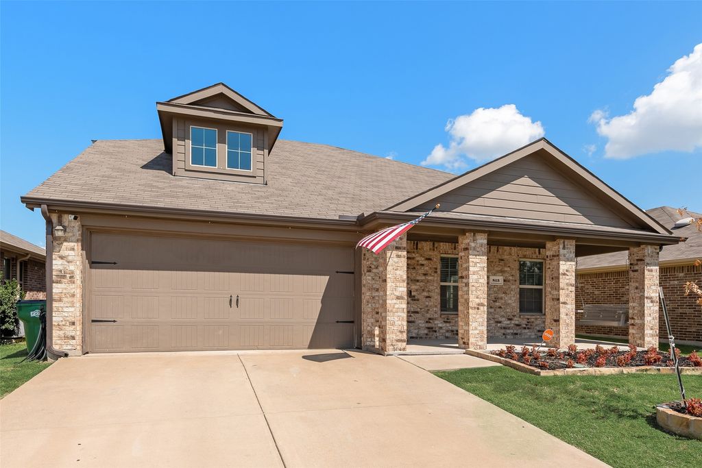 813 Horton Street, Fate, TX 75189