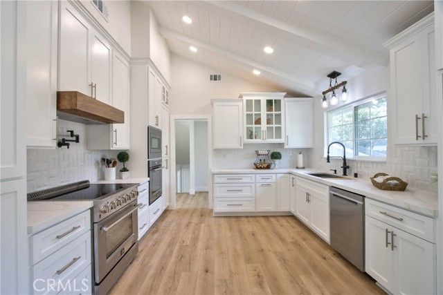 30041 Los Nogales, Temecula, CA 92591