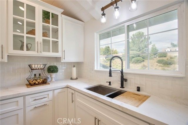 30041 Los Nogales, Temecula, CA 92591