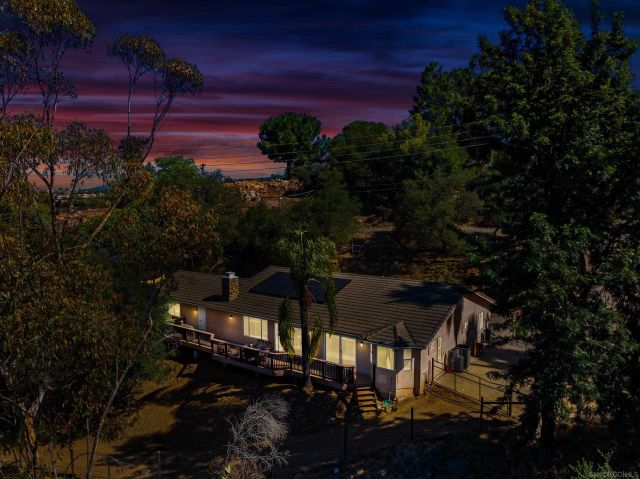 1714 Foss Rd, Alpine, CA 91901