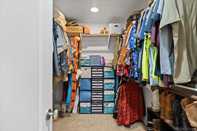 1714 Foss Rd, Alpine, CA 91901