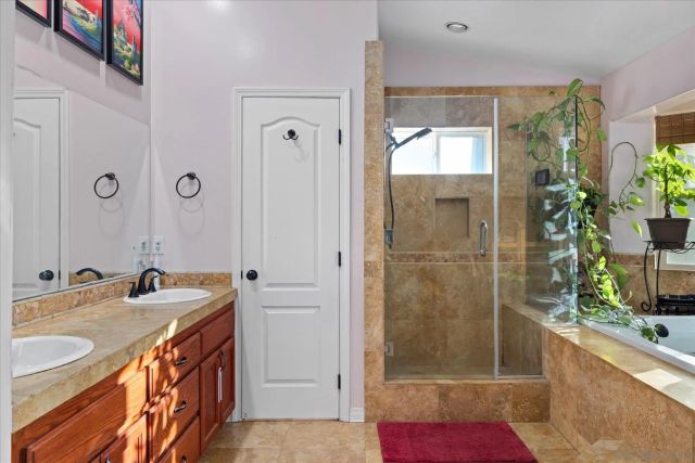 1714 Foss Rd, Alpine, CA 91901