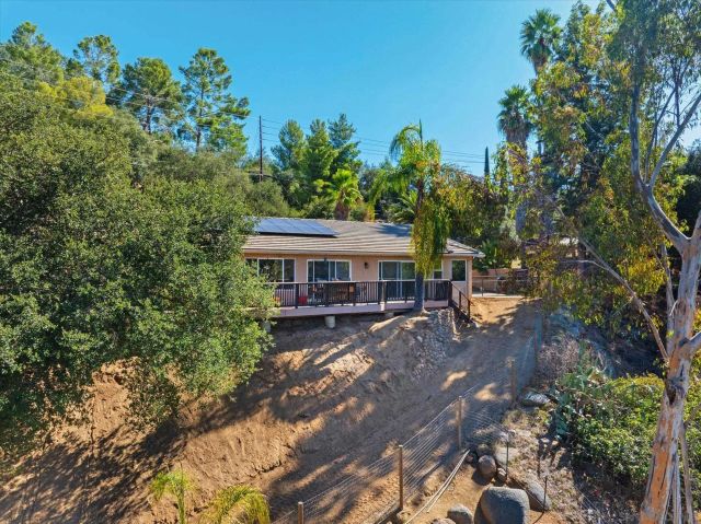 1714 Foss Rd, Alpine, CA 91901