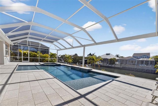 994 SIGNET DRIVE, Apollo Beach, FL 33572